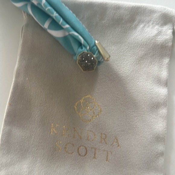 Kendra Scott Ring - Picture 3 of 5